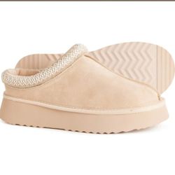 YNDIGO MIA Platforms Slip-ons 