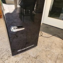 Frigidaire Small Refrigerator Freezer