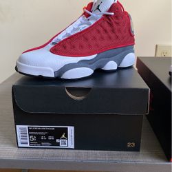 Jordan Retro 13 Red Flint Grade School 