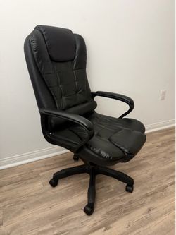 Black Executive Office Chair | High Back | Comfortable & Adjustable