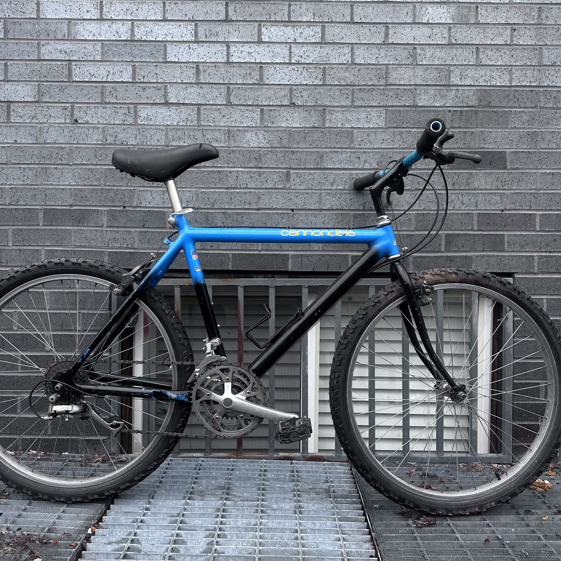 Cannondale MTB Hybrid Road Bike