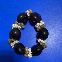 Black Kukui Nuts Stretch Bracelet w/Green and White Shells.