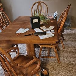 Dining Room Table 
