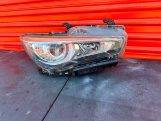 2018-2019-2020-2021 -2022 Infiniti Q50 Rigth Passenger LED HEADLIGHT OEM