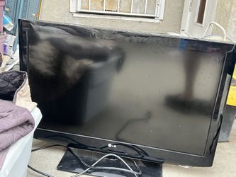 LG TV 35 Inch With Remote