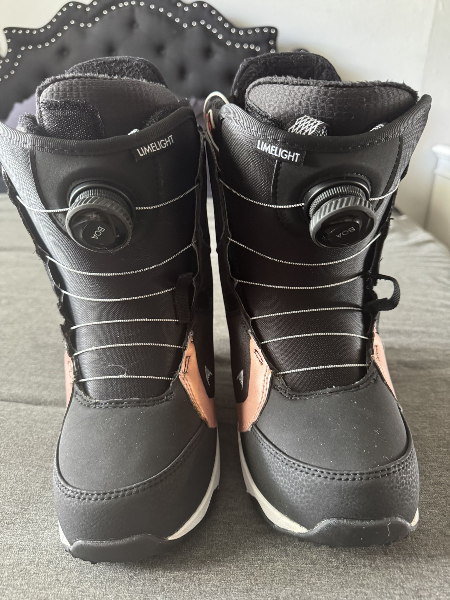 snowboard boot
