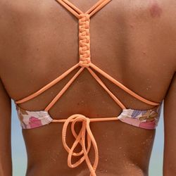 Medium  CUPSHE Women's 2 Piece Bikini Set Back Braided Straps with Reversible Bottom