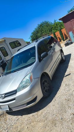 2004 Toyota Sienna