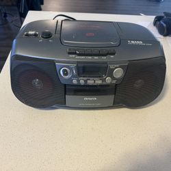 Vntg AIWA CSD-TD902 Portable Boombox Radio, CD & Cassette Player- Can’t Get Cd Player To Work But Everything Else Does