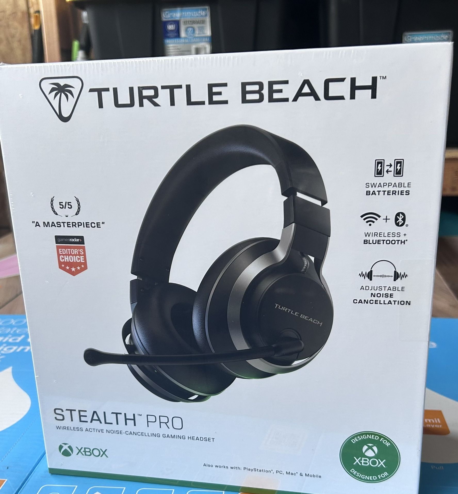 Turtle Beach Stealth Pro Wireless Noise-Cancelling Gaming Headset – Xbox/PC/PS/Mobile