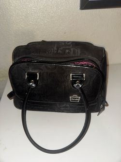 Caboodles zip up case
