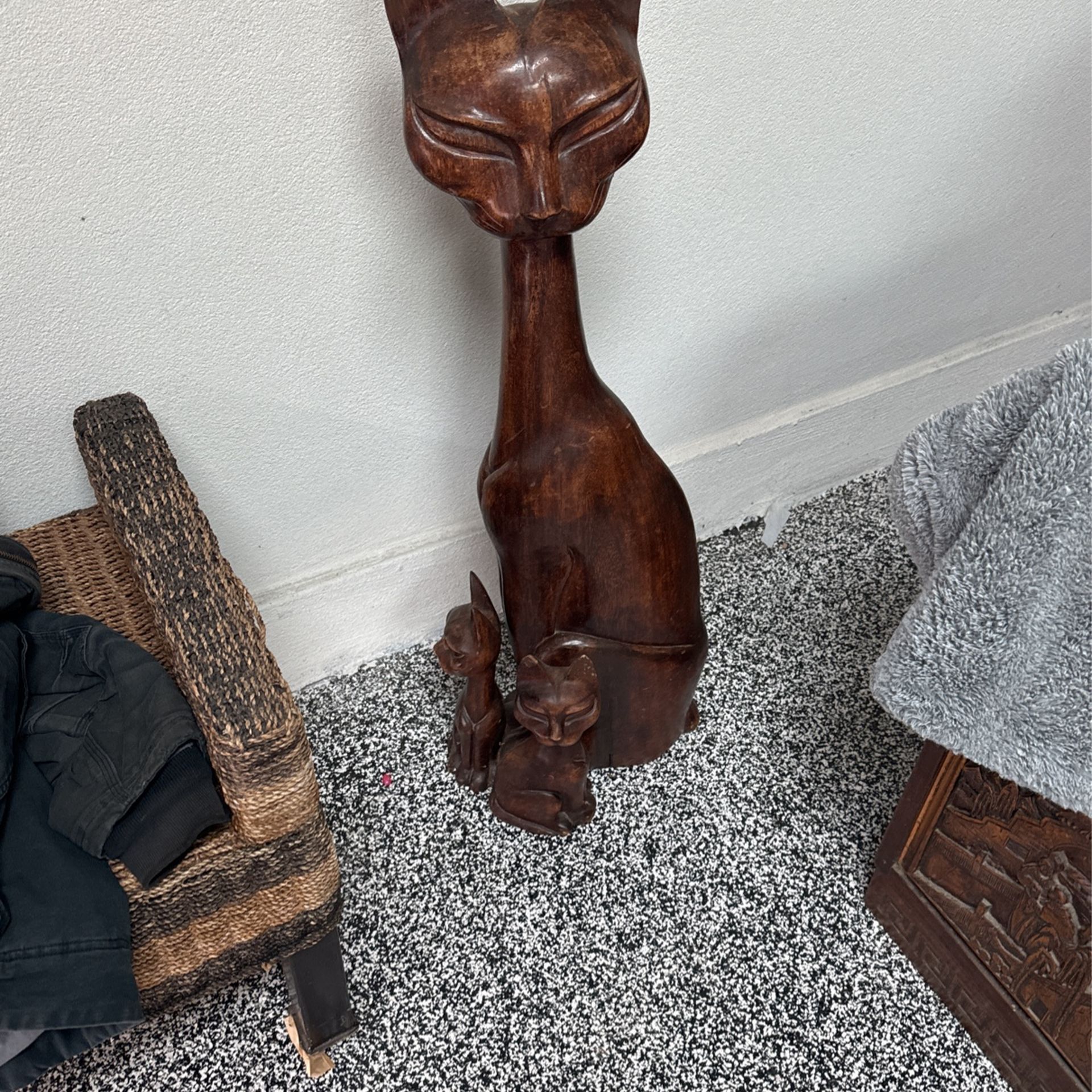 3 Foot Tall Cat With Two Babies Solid Wood Antique Or Vintage