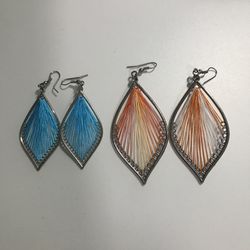 2 Pairs Of Earrings