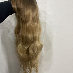 Ombré Blonde 26 Inch Wig 