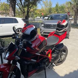 Ducati Street Fighter 