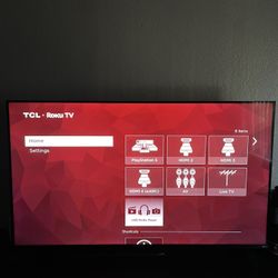 TCL ROKU TV 43’ 4K
