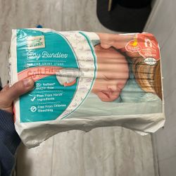Diapers Newborn Size 