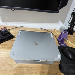 Aluminum Laptop Stand