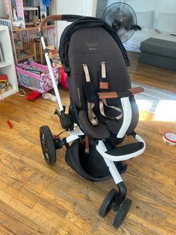 Quinny x Rachel Zoe Moodd Special Edition Stroller - Luxury Black/Gold"