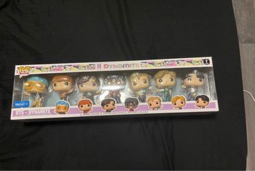 BTS - DYNAMITE Walmart Funko pop