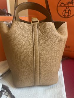 Authentic Hermes Picotin 18 Gold Hardware for Sale in Mission
