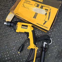 DEWALT 1/2-in 8.5-Amp Corded Hammer Drill 
