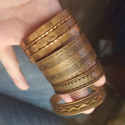 Bracelets Make Offers.