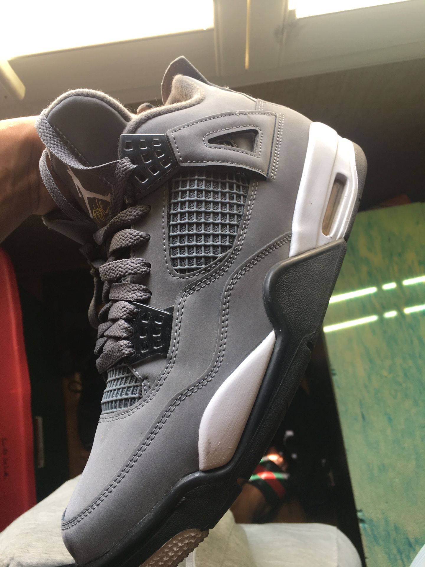 Jordan 4 retro grey