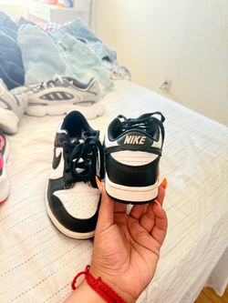 Shoes vans.. Nike.. -adidas