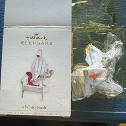 2006 Hallmark Keepsake "A Winter Perch"