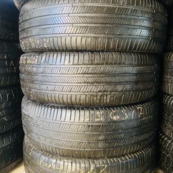 225/65R17 Marca Michelin En Perfectas Condiciónes 