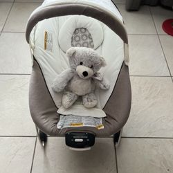 BABY BOUNCER CRADLE LIKE NEW NO TEDDY BEAR 