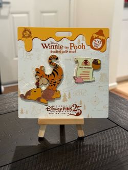 Winnie the Pooh Hundred Acre Woods Series 9/12 pin