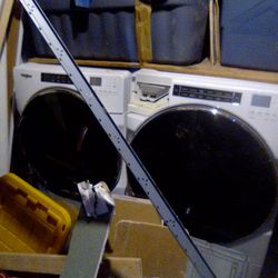 Whirl Pool Front Load Washer & Dryer