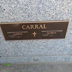 Burial Crypts For two (2) At Fresno MEMORIAL GARDENS]