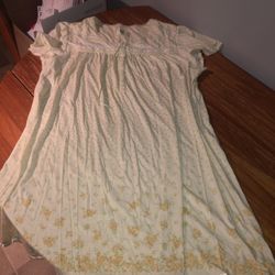Aria Collection Size XL Yellow Floral Nightgown  
