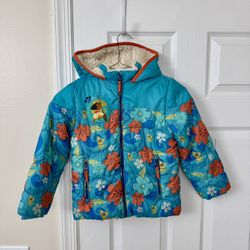 Girls Size 4 Disney Winter Jacket Excellent Condition Located In Weston