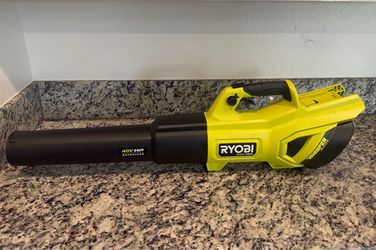 Ryobi 40V HP Brushless Whisper Series 160 MPH 650 CFM Cordless Battery Leaf Blower