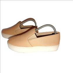 Qupid Platform Slip Ons Size 8