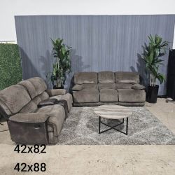 🛋️ Reclining Sofa & Loveseat Set (Delivery Available!! )