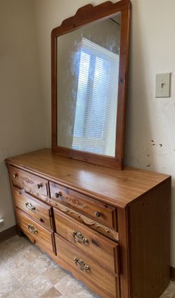 Dressing table with mirror