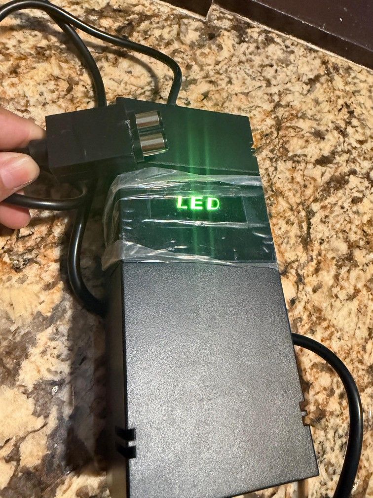 Charger Xbox One Console 