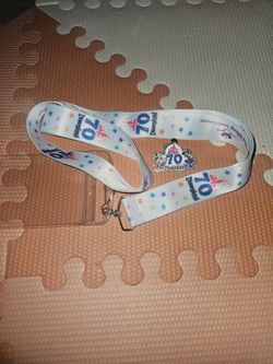 Disneyland 70th lanyard + Collector's pin