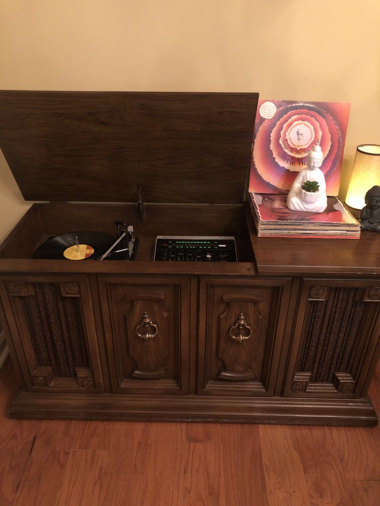 Console Stereo