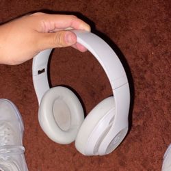 Beats Studio Pro’s 
