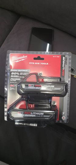 2-Pack: Milwaukee M18 REDLITHIUM HIGH OUTPUT CP3.0 Batteries (48-11-1837)