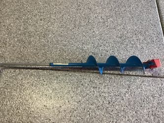 Strike Master Mora Hand Ice Auger 6” blade, excellent condition, easy to operate and transport Plainfield, Illinois