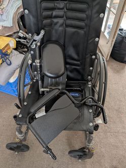 reclining manual wheelchair