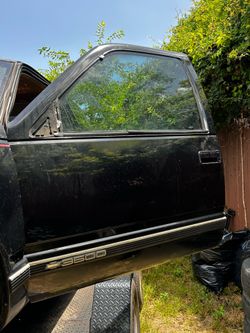 Driver side door / Chevy / GMC 88-99