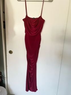 Q - red dress